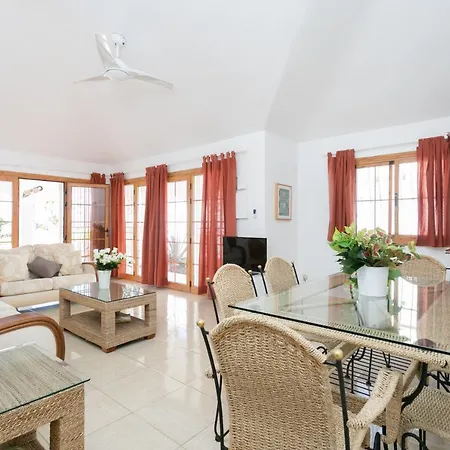Casa Amarilla Sunny With Heated Pool * 圣米格尔德阿沃纳