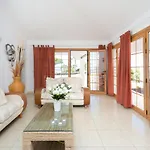 Casa Amarilla Sunny With Heated Pool Vila