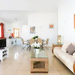 Vila Casa Amarilla Sunny With Heated Pool *