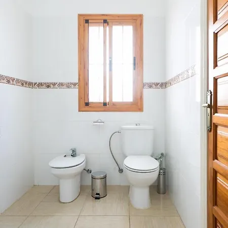 Casa Amarilla Sunny With Heated Pool