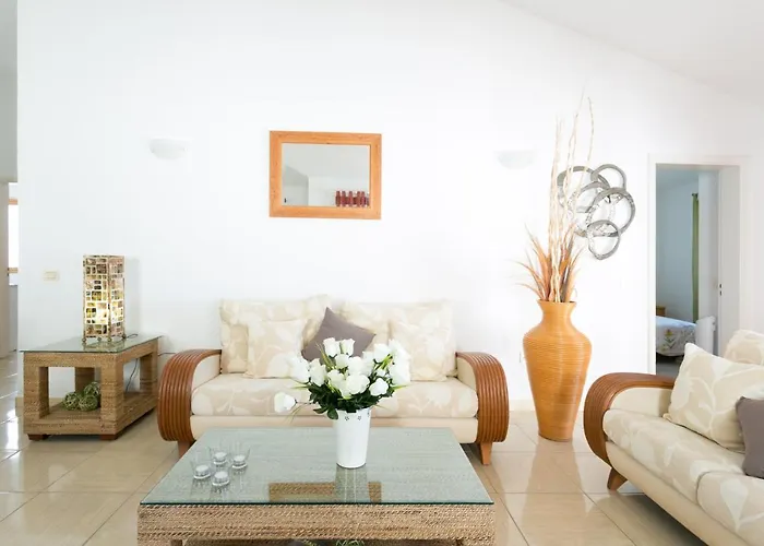 Casa Amarilla Sunny With Heated Pool Villa San Miguel de Abona