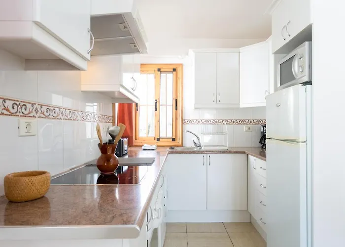 ヴィラ Casa Amarilla Sunny With Heated Pool