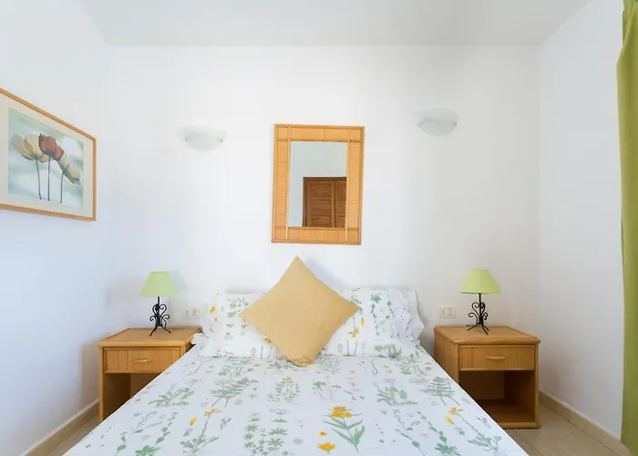 Villa Casa Amarilla Sunny With Heated Pool San Miguel de Abona